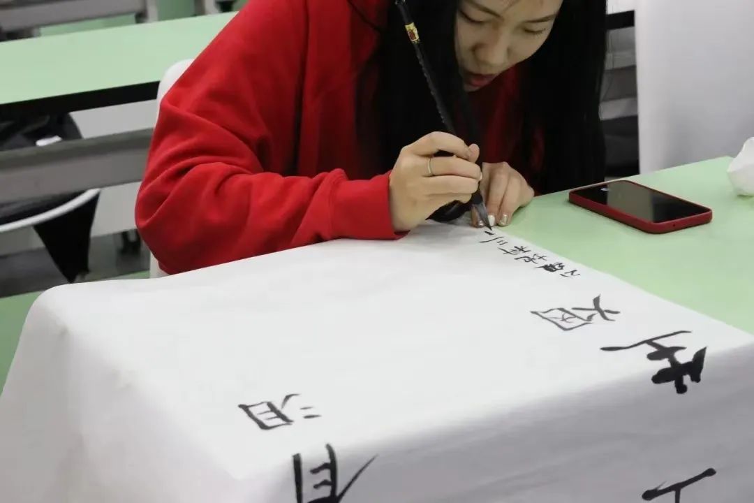 微信图片_20231019235450.jpg 微信图片_20231019235450.jpg