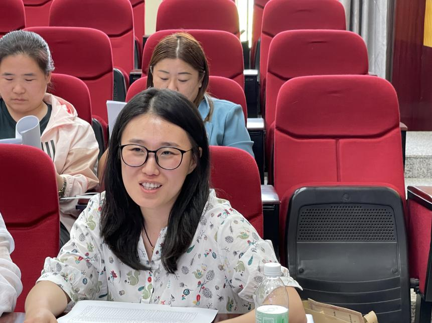 齐齐哈尔市恒昌中学刘倩发言